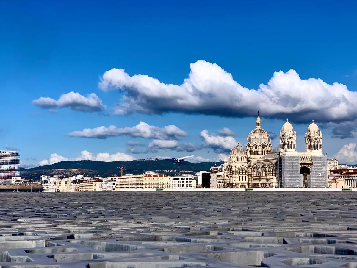Ferienwohnung Un Petit Cocon En Plein Centre De Marseilles Exterior foto