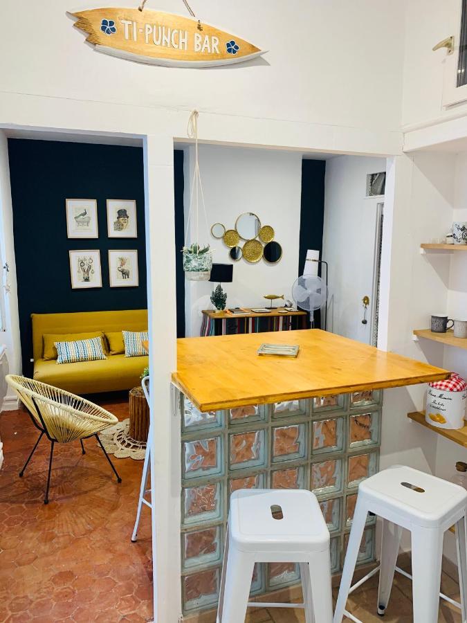 Ferienwohnung Un Petit Cocon En Plein Centre De Marseilles Exterior foto