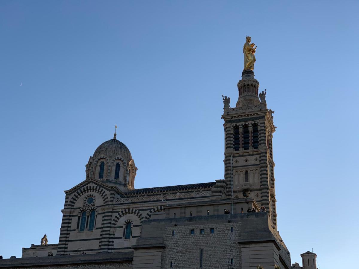 Ferienwohnung Un Petit Cocon En Plein Centre De Marseilles Exterior foto